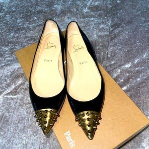 Christian Louboutin size 38.5. No dust bags but I have the original box.